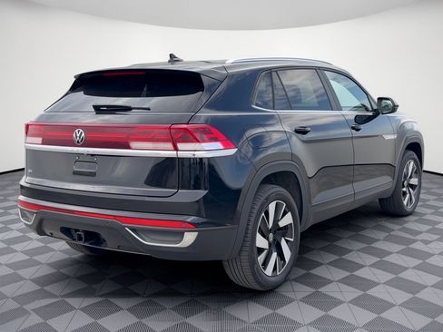 Used 2025 Volkswagen Atlas Cross Sport SE AWD/4WD image 9