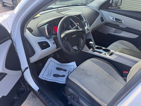 Used 2014 GMC Terrain SLE image 11