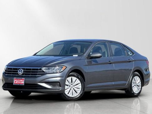 Used 2019 Volkswagen Jetta S w/ Driver Assistance Package FWD image 2