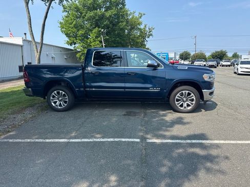 Used 2023 RAM 1500 Limited AWD/4WD image 2