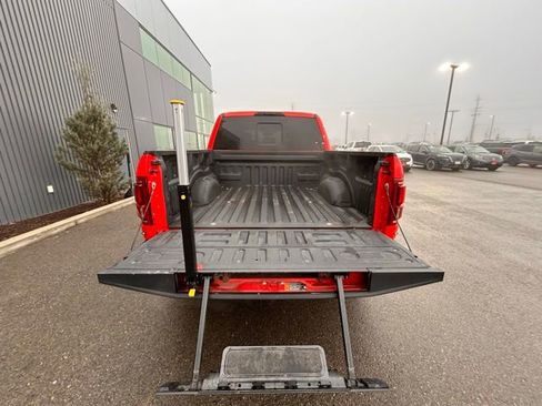 Used 2019 Ford F150 Raptor w/ Equipment Group 802A Luxury image 10