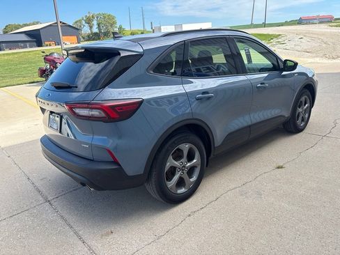 Used 2025 Ford Escape ST-Line w/ Equipment Group 301A FWD image 4