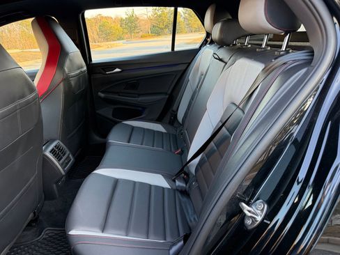 Used 2024 Volkswagen GTI SE w/ SE Leather Seats Package image 39