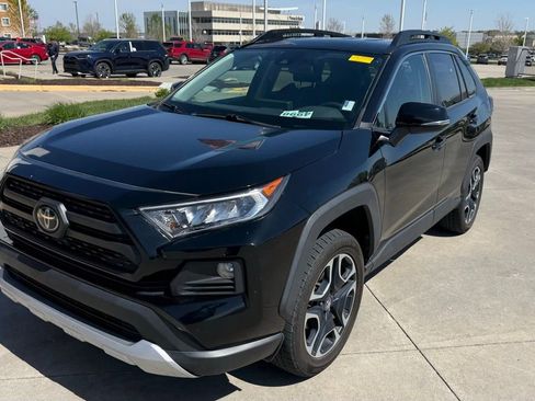 Used 2020 Toyota RAV4 Adventure image 2
