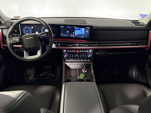 Used 2024 Hyundai Santa Fe Limited image 35