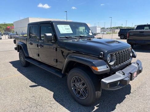 New 2026 Jeep Gladiator Sport AWD/4WD image 1