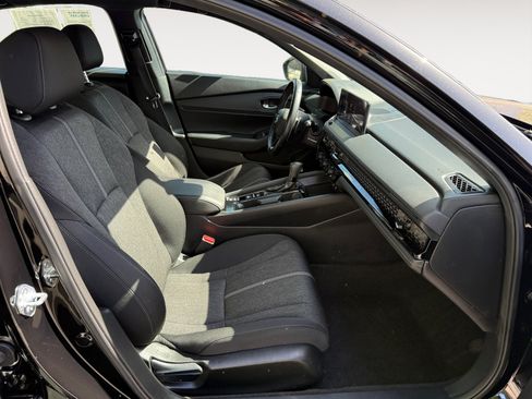 Used 2025 Honda Accord Sport image 19