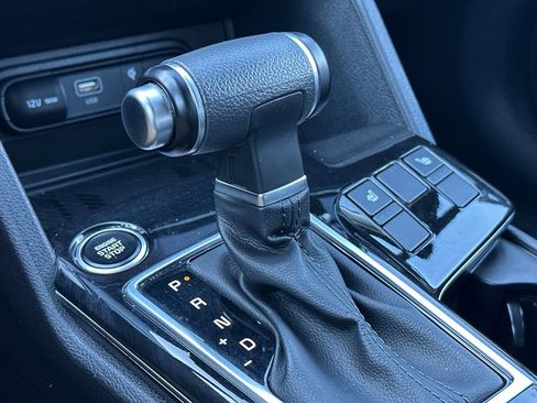 Used 2023 Kia Sportage EX image 19