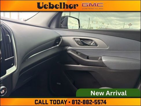 Used 2019 Chevrolet Traverse LT w/ LT Premium Package AWD/4WD image 36