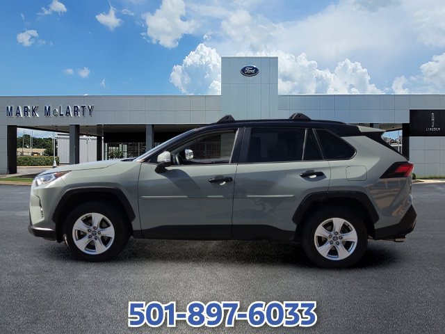 Used 2020 Toyota RAV4 XLE w/ Convenience Package AWD/4WD image 2