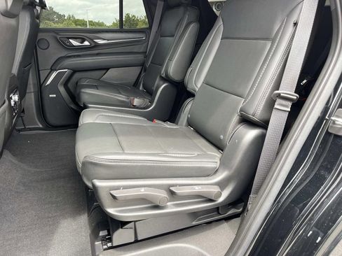 Used 2022 GMC Yukon Denali w/ Denali Ultimate Package AWD/4WD image 21