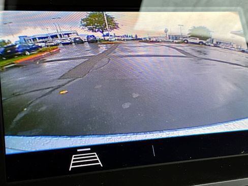 Used 2020 Chevrolet Malibu LT image 20