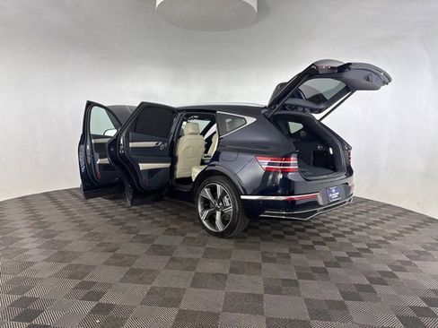 Used 2025 Genesis GV80 3.5T Prestige image 16
