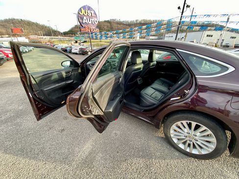 Used 2014 Toyota Avalon XLE Touring image 14