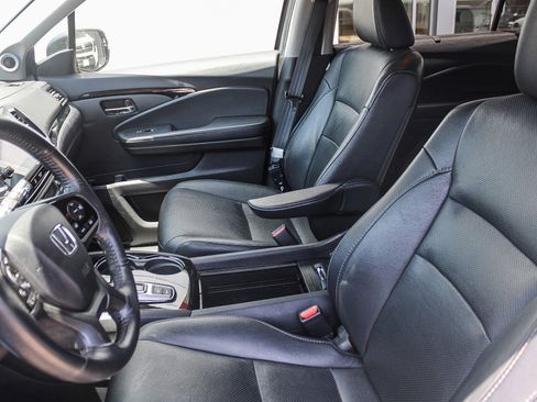 Used 2019 Honda Pilot Elite image 19
