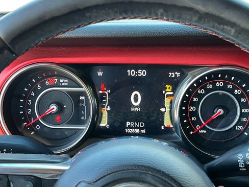 Used 2018 Jeep Wrangler Unlimited Rubicon AWD/4WD image 8