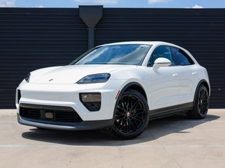 New 2025 Porsche Macan Electric RWD video 1