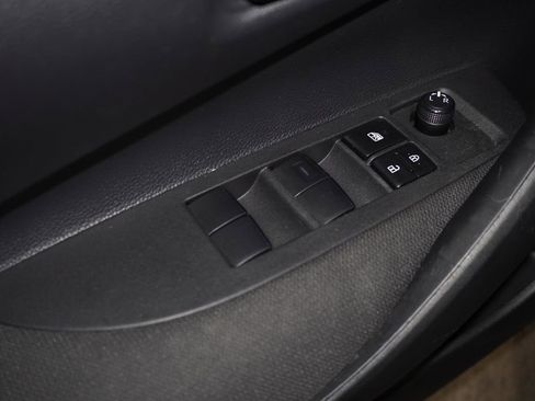 Certified 2025 Toyota Corolla LE image 11