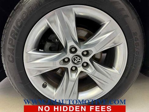 Used 2017 Toyota Highlander Limited image 9