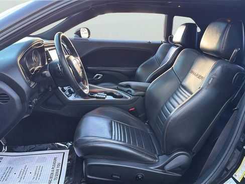 Used 2016 Dodge Challenger R/T Plus RWD image 12