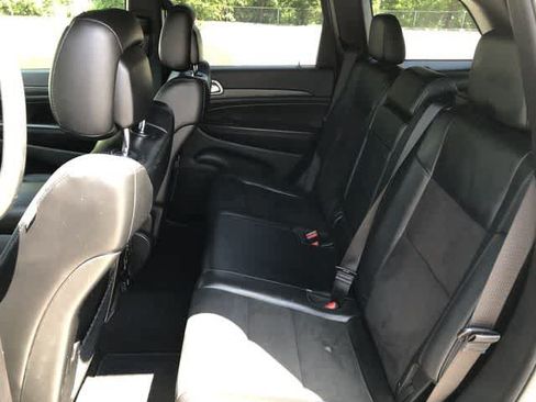 Certified 2021 Jeep Grand Cherokee Laredo X RWD image 16