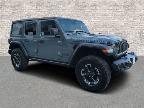 Used 2025 Jeep Wrangler Unlimited Rubicon 4xe image 1