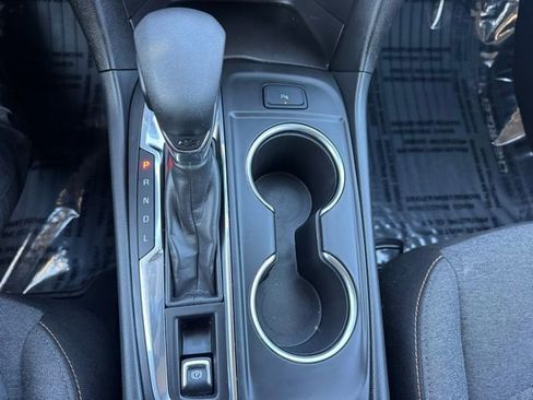 Used 2024 Chevrolet Equinox LT w/ Driver Convenience Package image 22