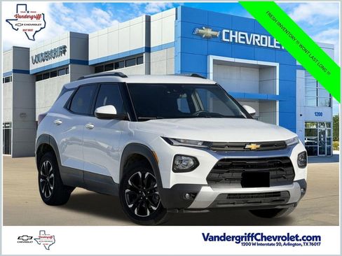 Used 2023 Chevrolet TrailBlazer LT FWD image 1