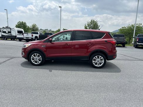 Used 2019 Ford Escape SE AWD/4WD image 4