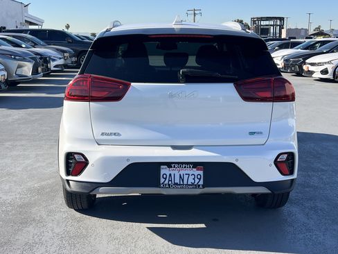 Certified 2022 Kia Niro EX Premium image 5