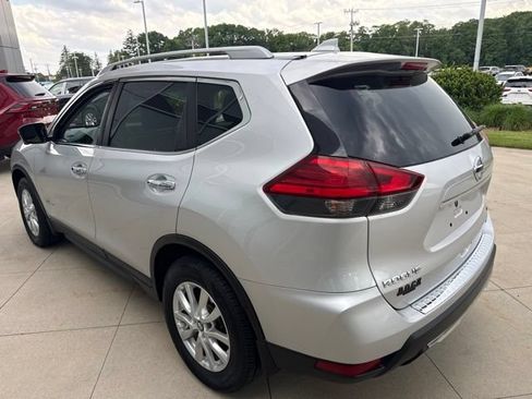 Used 2017 Nissan Rogue SV w/ HEV Premium Package AWD/4WD image 5