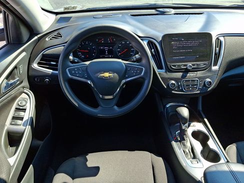 Used 2023 Chevrolet Malibu LT FWD image 12