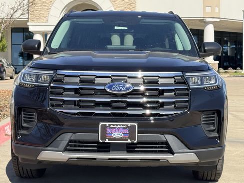 New 2026 Ford Explorer Active image 7