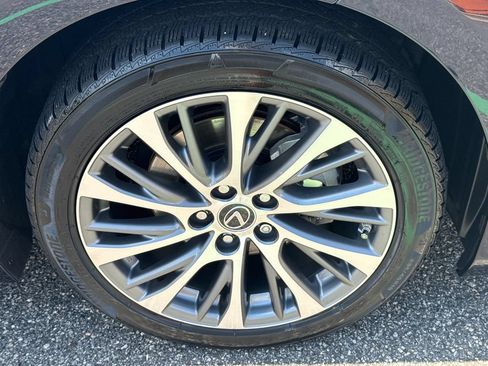 Used 2019 Lexus ES 350 w/ Premium Package FWD image 14
