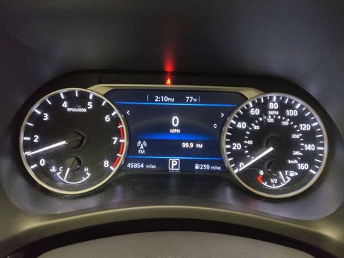Used 2024 Nissan Sentra SV FWD image 23