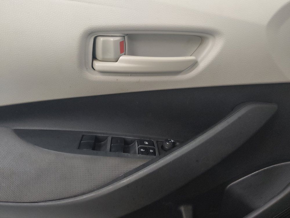 Used 2022 Toyota Corolla LE FWD image 27