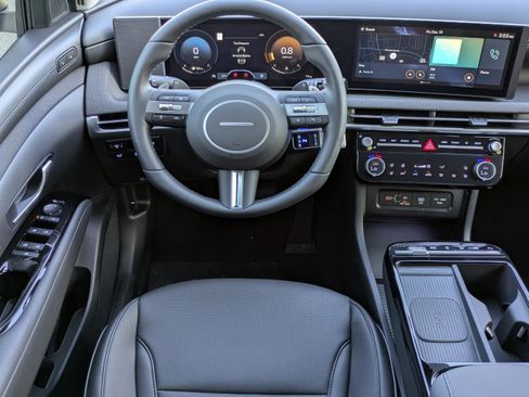 New 2026 Hyundai Tucson Limited image 19