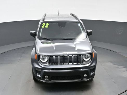 Used 2022 Jeep Renegade Latitude AWD/4WD image 40