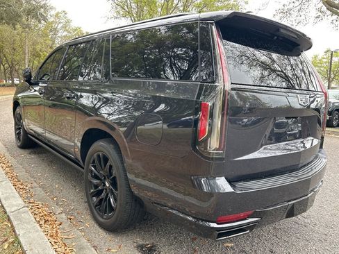 Certified 2023 Cadillac Escalade ESV Sport Platinum image 7