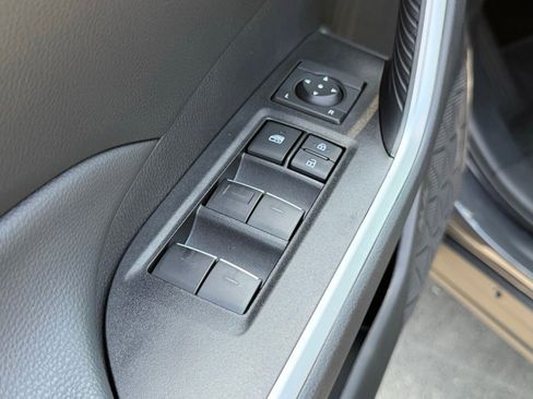 Certified 2025 Toyota RAV4 XLE AWD/4WD image 15