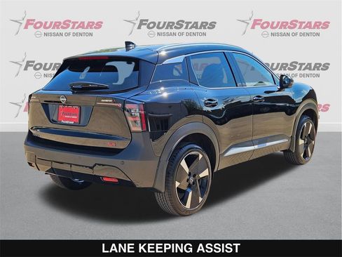 New 2026 Nissan Kicks SR w/ SR Premium Package image 4