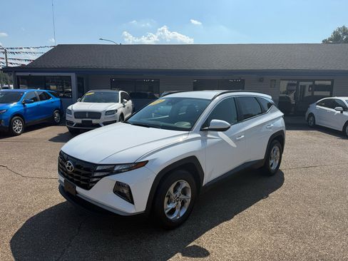 Used 2024 Hyundai Tucson SEL image 3