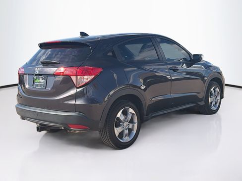 Used 2018 Honda HR-V LX image 9