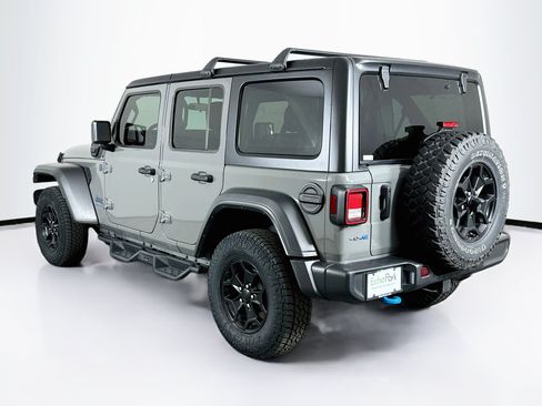 Used 2023 Jeep Wrangler Unlimited w/ Cold Weather Group AWD/4WD image 5