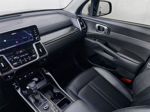Used 2023 Kia Sorento S w/ Panoramic Sunroof Package FWD image 27