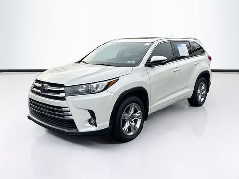 Used 2019 Toyota Highlander Limited Platinum image 4