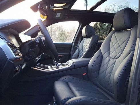 Used 2023 BMW X5 xDrive40i w/ Premium Package image 13