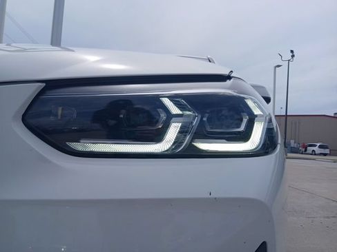 Used 2023 BMW X3 sDrive30i w/ Convenience Package w/ZPA RWD image 4