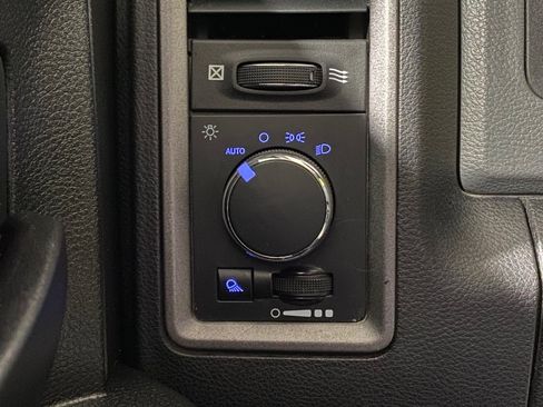 Used 2018 RAM 3500 Tradesman w/ Popular Equipment Group image 18