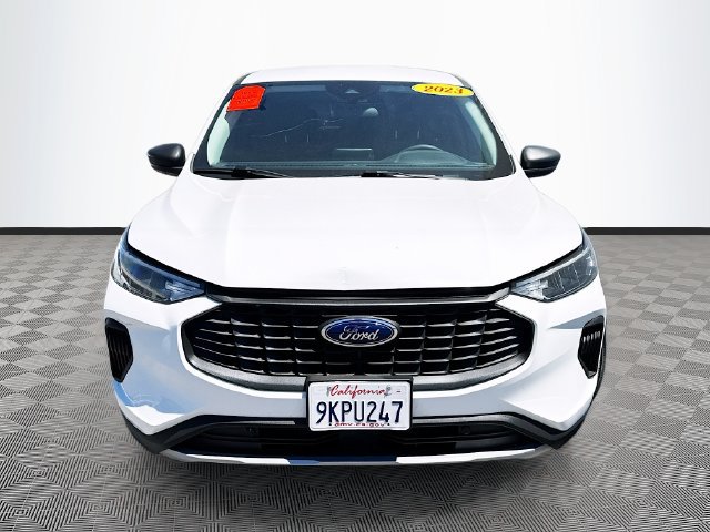 Used 2023 Ford Escape FWD image 2
